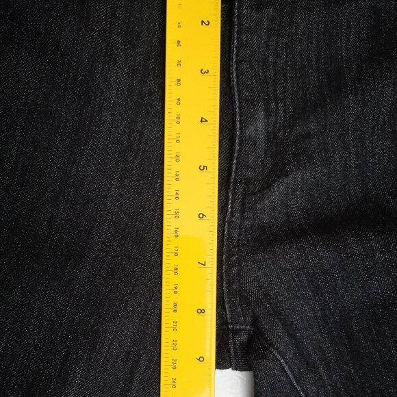 Request Ladies Size 10 Dark Wash Straight Narrower at Bottom Blue Jeans - Picture 10 of 11